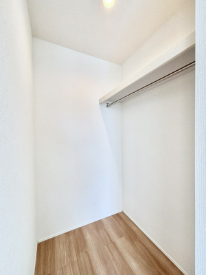 gC@gC1K2KꂼɔzuĂĂƂĂ֗łB 