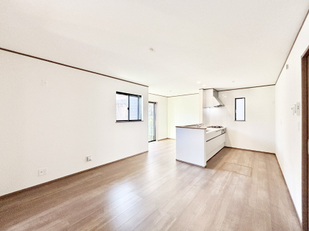 ���̑����ρ@�Ƒ������R�ƏW�܂�e���̃X�y�[�X�ɂȂ肻��