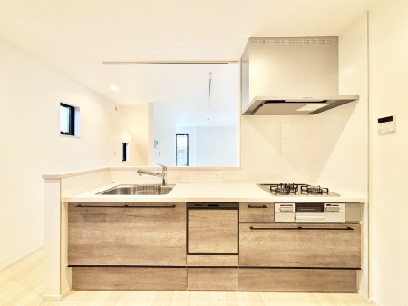 �L�b�`���@�������������I�ɁA�y�����I�V�X�e���L�b�`��