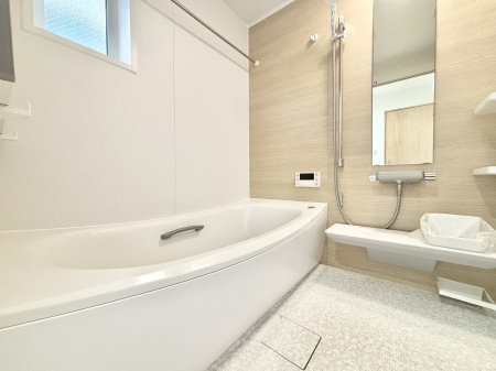 �����@����̔�������Ă���閾�邢�������̂���o�X���[��  