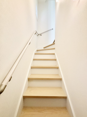 ���̑��@���S�����l�����K�i�ɂ͎肷���ݒu���Ă��܂�  