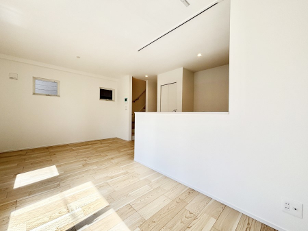 ���̑����ρ@�Ƒ������R�ƏW�܂�e���̃X�y�[�X�ɂȂ肻��    