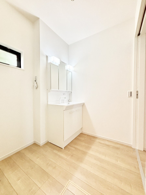 ̑@Lb`Ƃ̓lW݌vŖZԂ̉ƎNN