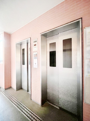 ���̑����ρ@����̏�艺��ɕ֗��ȃG���x�[�^�[