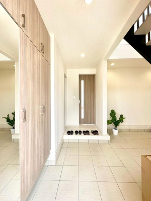 ���ց@�Ƒ��̋A��₨�q�l�������������}���錺��  