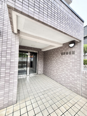 �G���g�����X�@�������������͋C�̃G���g�����X