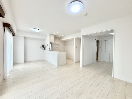 ���r���O�@�אڂ̗m�����J������Ƃ���ɍL�X�I