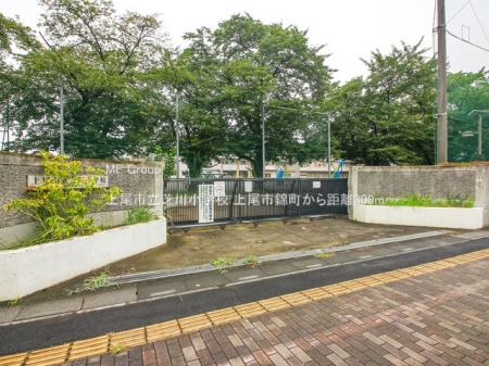 ӊ@wZ 300m sŐ쏬wZ