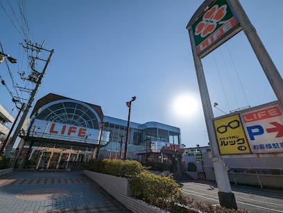 ���ӊ��@�X�[�p�[ 1400m ���C�t�w��X