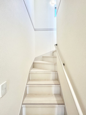 ���̑��@�K�i�͎肷��t���Ȃ̂ŏ����Ȃ��q���܂₲����̕������S�ł�