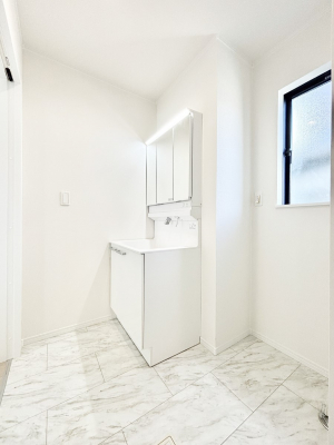 ���̑��@�L�b�`���Ƃ̓������l�����������W���݌v�ŖZ�������Ԃ̉Ǝ������N���N