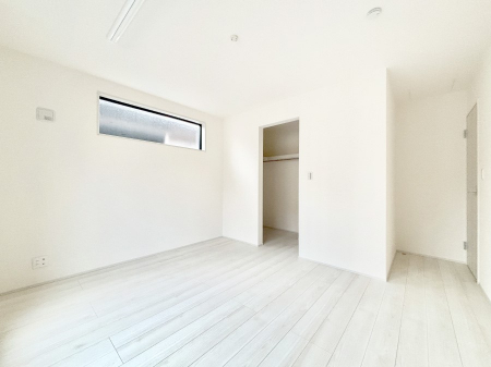 ���̑����ρ@�i�`�������ȃt���[�����O�͂ǂ�ȃC���e���A�ɂ��}�b�`�B  