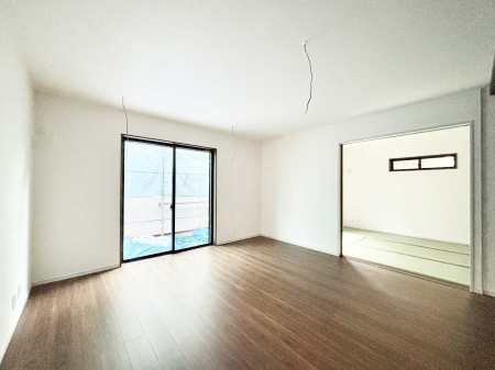 ̑ρ@אڂ̘aJ΂ɍLXԂ