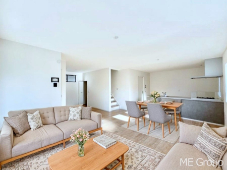 ���r���O�@���Ƒ��̓��₩�Șb�����ŕ�܂�閾�邢���r���O  ���Ƌ��CG�ł�  