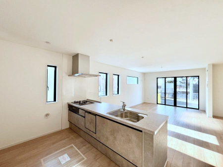 �L�b�`���@�J�E���^�[�z���Ɋy����������ׂ�B�����̂������������Ɣ��������Ȃ肻���ł��ˁB 