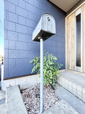 ���̑��@�V���v���f�U�C���̃|�X�g�B