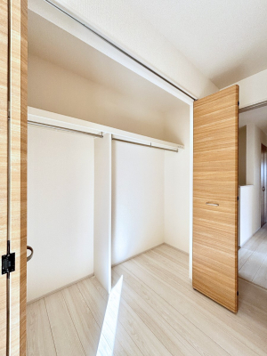 [@m̃N[[bgBŝŌ̈ߗނ܂܂B