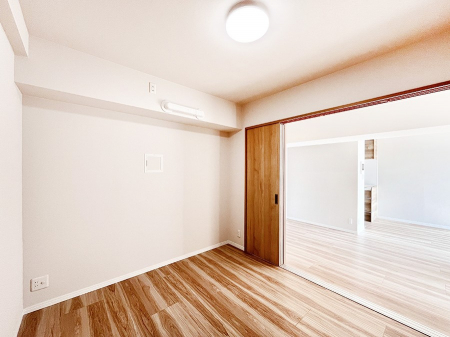 �Q���@�g���₷���`�Ńx�b�g��Ƌ�̒u�����ɂ����邱�Ƃ�����܂���B   