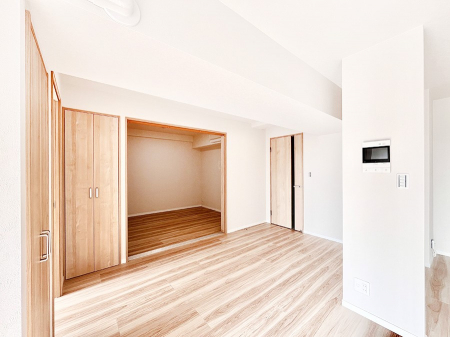 ���̑����ρ@���邢�z���������A�����̕��͋C�ɖ��������_�C�j���O�B   