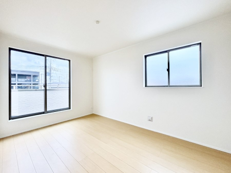 ���̑����ρ@���邢�o���R�j�[�T�C�h�ɗm����ݒu�B�ڊo�߂̗ǂ��Q���ɁB 