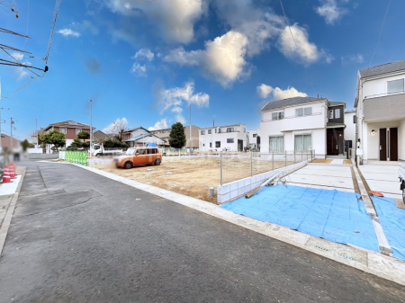 ���n�O�ώʐ^�@���܂����n�`�́A�ԓ��ɖʂ��Ă��炸�A�Â��Ńv���C�x�[�g���𖡂킦�闧�n�ł��B 