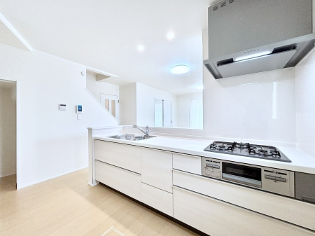 �L�b�`���@�L�X�Ƃ����g������̗ǂ��L�b�`���œ��X�̂��������y�����Ȃ肻��