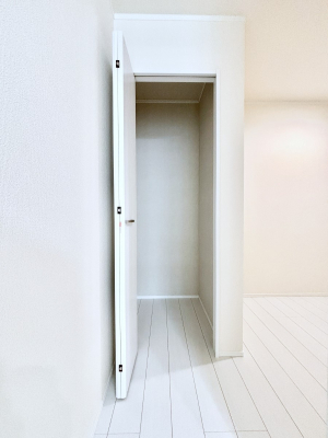 ���̑����ρ@�L�b�`���ɂ̓p���g���[�I�H�ނ̃X�g�b�N�͂������A���p�i�̎��[�Ȃǎg�����͂��낢��I