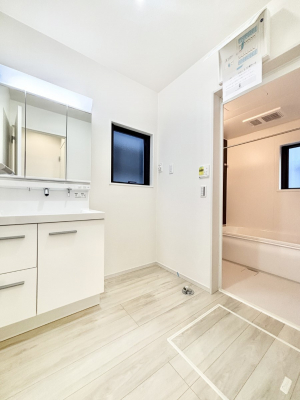 ���ʑ�E���ʏ��@������������ʉ��ώ��Œ��̐g�x�x�����K