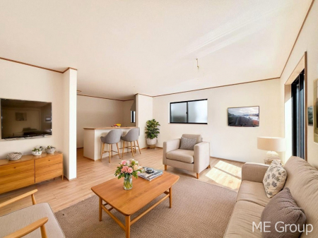 ���r���O�@�������������͋C�̂k�c�j�͉Ƒ��݂�Ȃ̉��K��ԁ��Ƌ��CG�ł�