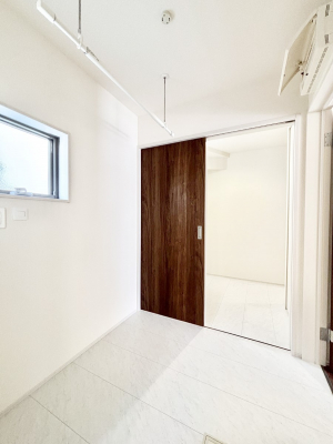 ���̑��@�L�X�Ƃ�Ƃ�̂��郉���h���[�X�y�[�X�̓L�b�`������̓������X���[�Y