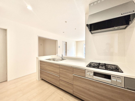 �L�b�`���@�������������I�ɁA�y�����I�V�X�e���L�b�`��  