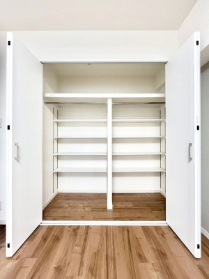 ���[�@�����Ղ�̎��[�X�y�[�X�ł��ł��Z��Ԃ��X�b�L���ۂĂ���