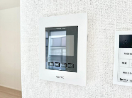 ̑ρ@TVj^[tC^[tHtĂăZLeB[