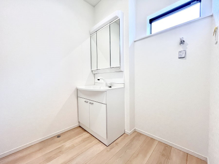 ���ʑ�E���ʏ��@���邢���ʏ��͖����̐g�x�x���y�����ł����Ⴂ�����ł��B