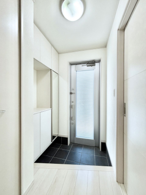 ���ց@�Ƒ��̋A��₨�q�l�������������}���錺��  