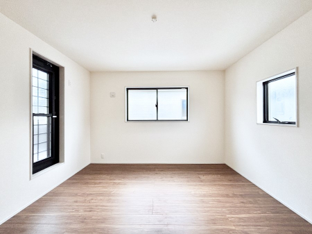 q@3ʍ̌ŋC悭R̂łql̂ɂsb^