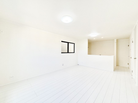 ���r���O�@���Ƒ������R�ƏW�܂�A���₩�ȏ΂����ŕ�܂��e���̋�ԂɂȂ肻���ł��ˁI