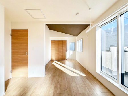 ���̑����ρ@���邢�o���R�j�[�T�C�h�ɗm����ݒu�B�ڊo�߂̗ǂ��Q���ɁB 