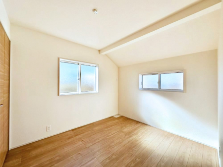 ���̑����ρ@���z�V����̗p���ĊJ�������v���X�B�Q�ʍ̌��Ŗ��邭���ʂ����ǍD�ł��B