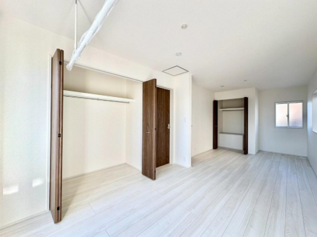 �q�������@�q�������ɂ��������߂Ȏ��[�X�y�[�X�����Ղ�̋���