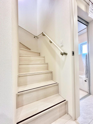 ���̑��@�K�i�͎肷��t���Ȃ̂ŏ����Ȃ��q���܂₲����̕������S�ł�