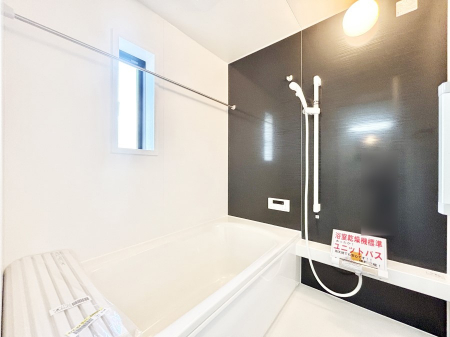 �����@����̔�������Ă���閾�邢�������̂���o�X���[��