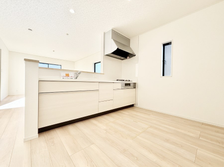 �L�b�`���@���������Ȃ��炲�Ƒ��Ƃ̉�b���y���߂�ΖʃJ�E���^�[�L�b�`��