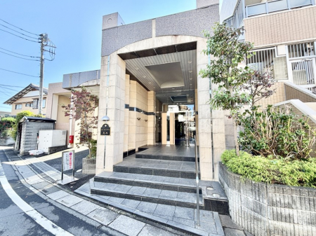 GgX@YȃGgX́AZ҂D}Ă܂  