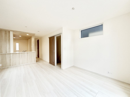 rO@Ƒ̓₩Șbŕ܂閾邢rO