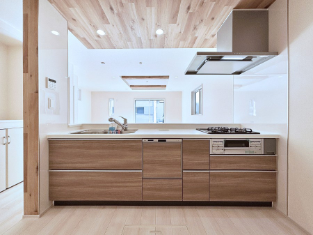 �L�b�`���@�������������I�ɁA�y�����I�V�X�e���L�b�`��  