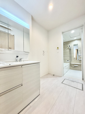 ̑@LXƂƂ̂郉h[Xy[XB  