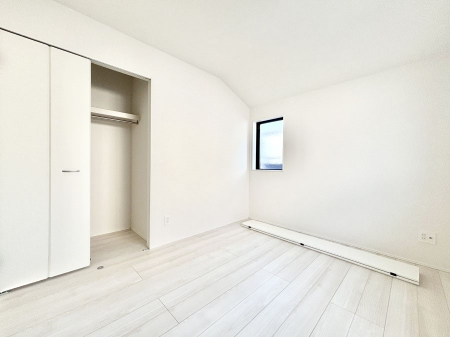 �q�������@�q�������ɂ��������߂Ȏ��[�X�y�[�X�����Ղ�̋���