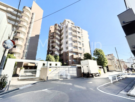 ӊ@wZ 1350m ܎sؒwZ