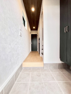 ց@Ƒ₨qlC悭o}ł鉸₩ȕ͋ČւłB